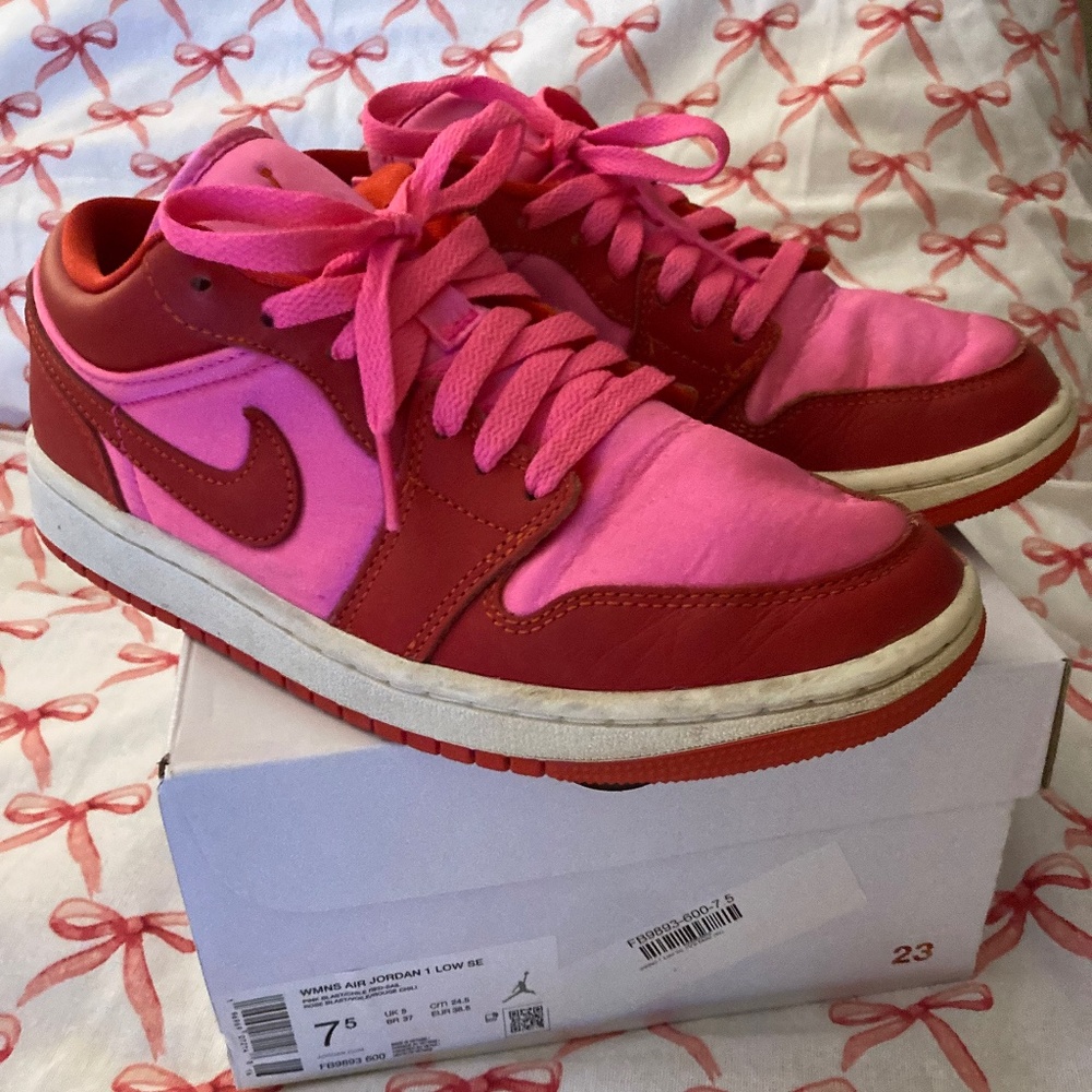 Red & pink Air Jordan 7.5